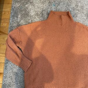 Cozy Women's Sweater in Warm Caramel